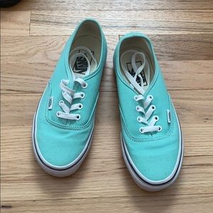 Women’s size 7 Vans off the Wall